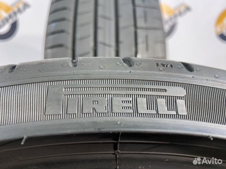 Pirelli P Zero PZ4 235/35 R19 91V