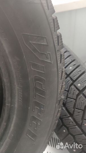 Viatti Brina Nordico V-522 215/60 R16 95T