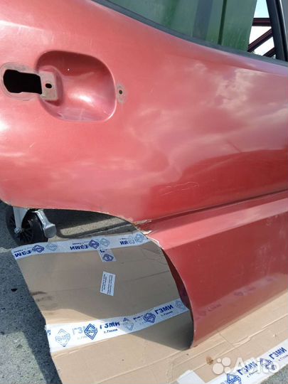 Дверь задняя правая Nissan Terrano 2 Ниссан