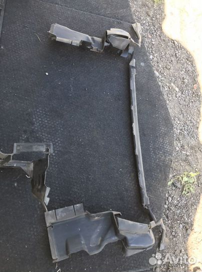 Пластик радиатора мерседес w211