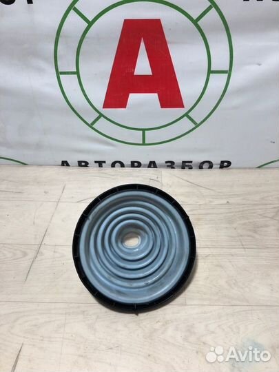 Накладка на кулису кпп Mitsubishi Colt Z32A 2006