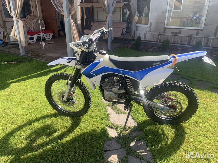 BSE Z3 Y