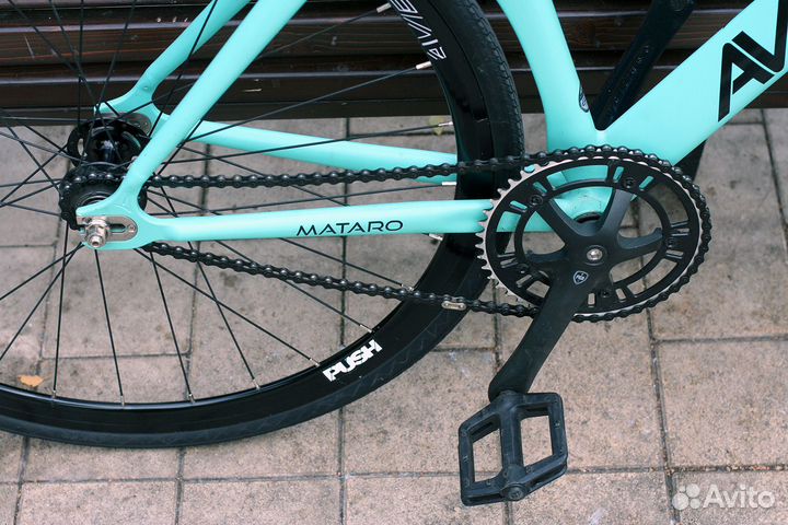 Трековый фикс Aventon Mataro 52