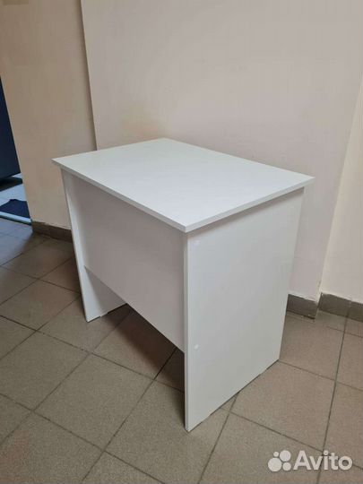 Компьютерный стол белый новый