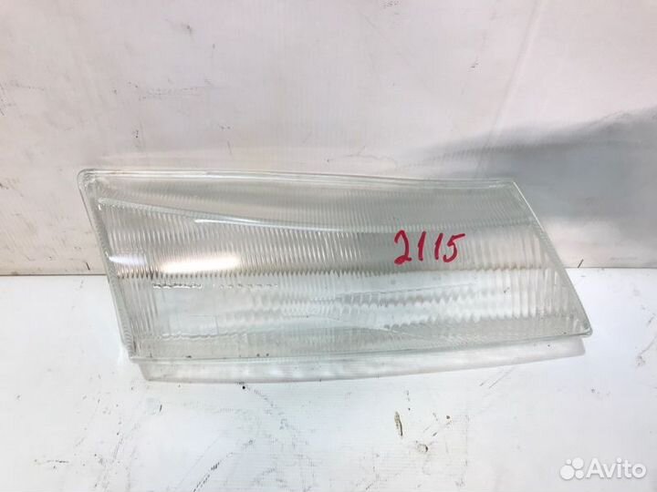 Стекло фары переднее правое Ваз 2115 2010