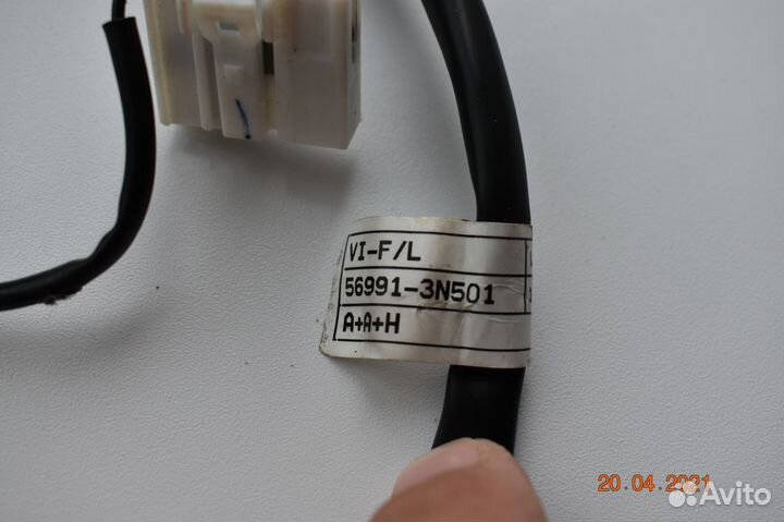 Кнопки управления на руль Hyundai (Equus)