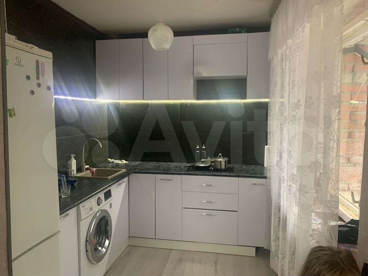 2-к. квартира, 40 м², 9/9 эт.