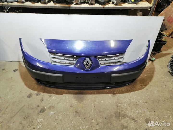 Бампер передний Renault Scenic 2 дорестайл