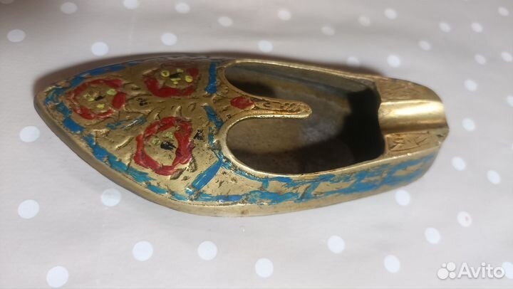 Пепельница башмачок латунная