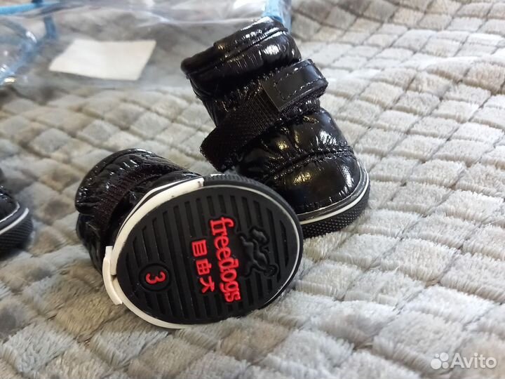 Обувь для маленьких собак