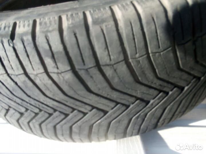 Michelin CrossClimate 215/55 R17 98W