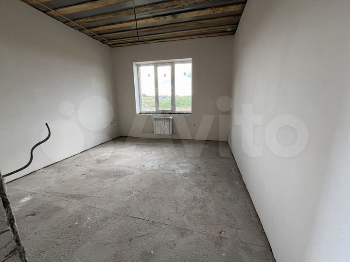 4-к. квартира, 110 м², 1/1 эт.