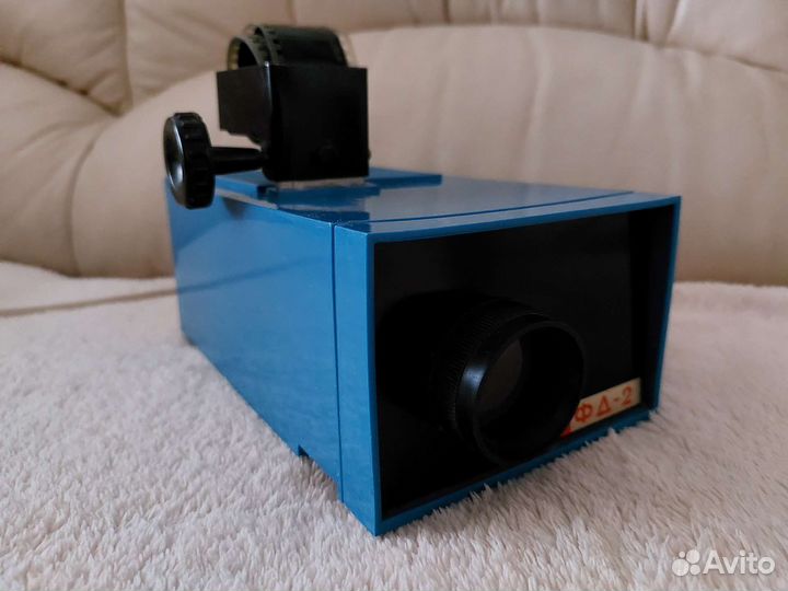 Проектор,пленки в подарок