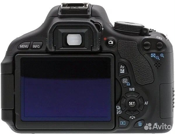 Canon EOS 600D Kit EF-S 18-55mm f/3.5-5.6 IS II