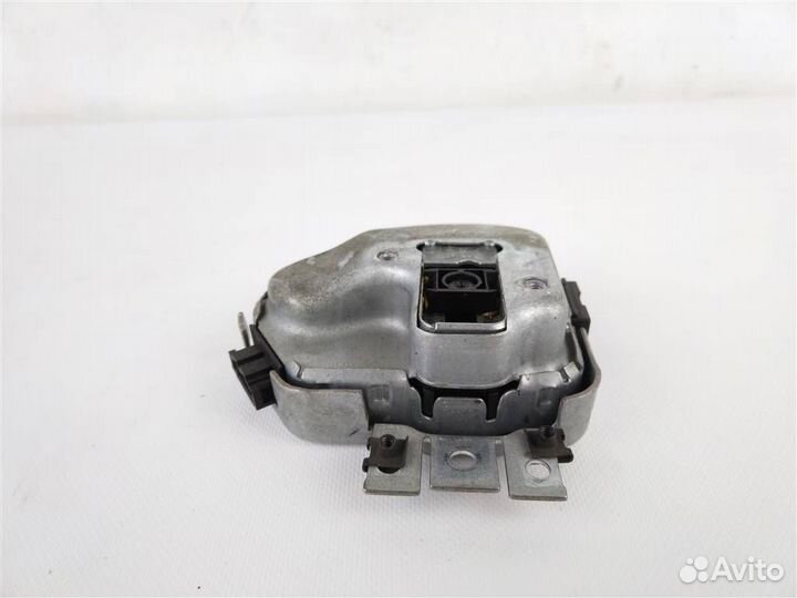 Блокировка рулевой колонки ауди Q7 2005