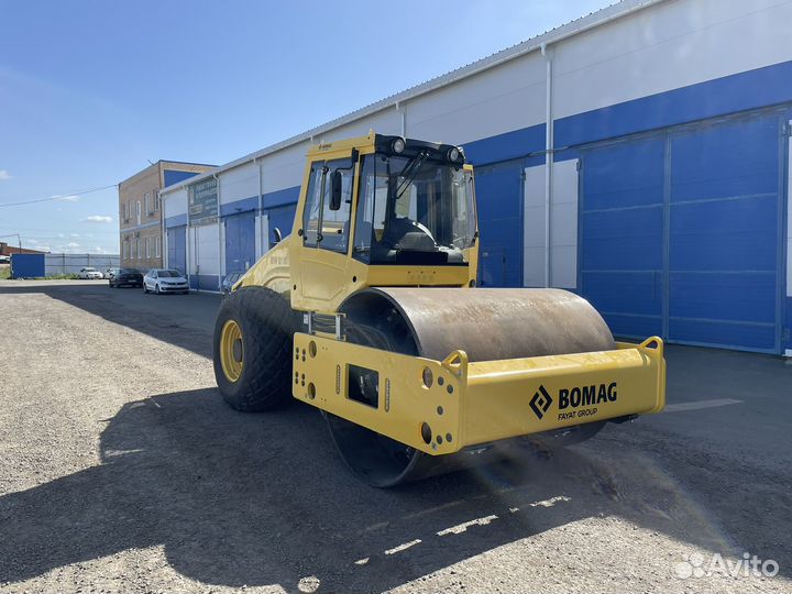 Дорожный каток Bomag BW 215 D-40, 2023