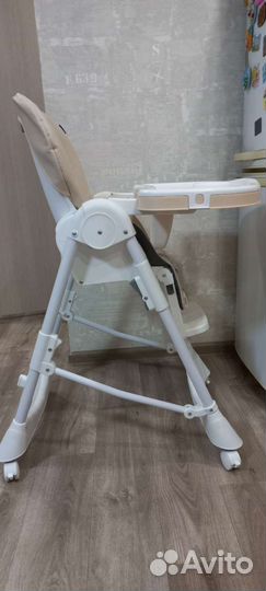 Стульчик для кормления kari