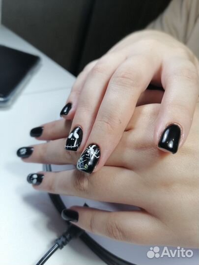 Услуги маникюра на дому