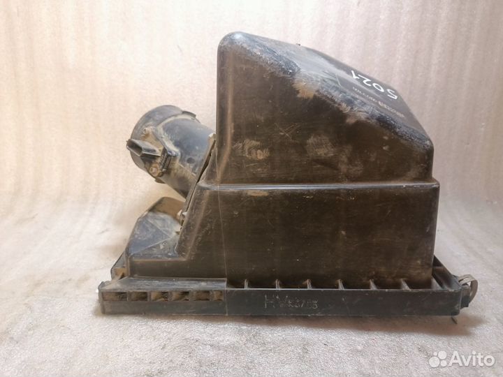 Nissan X-Trail T30 - Корпус Воздушного Фильтра Б/У