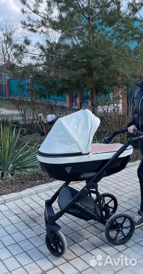 Детские коляскa 2 в 1