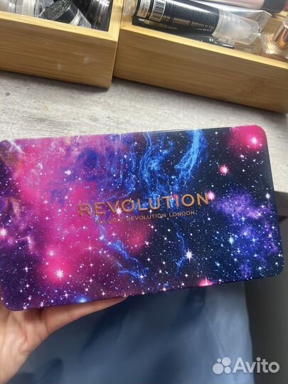 Палитра теней revolution