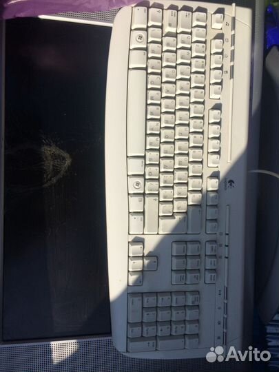 Продам клавиатуру