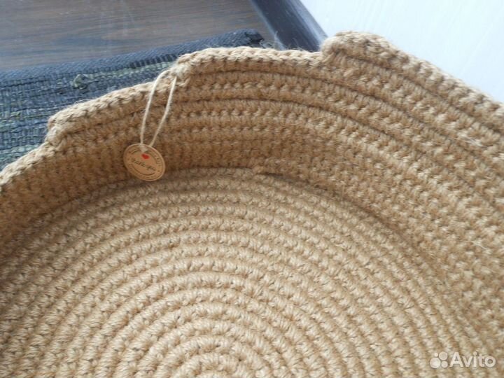 Лежанка для питомцев из натурального джута