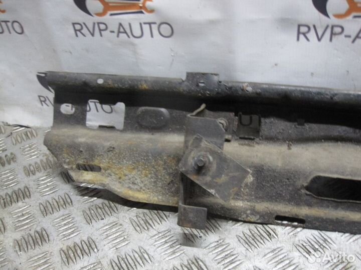 Усилитель заднего бампера Opel Vectra A 1988-1992