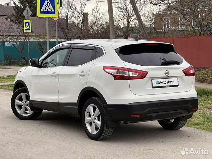 Nissan Qashqai 2.0 CVT, 2015, 141 700 км