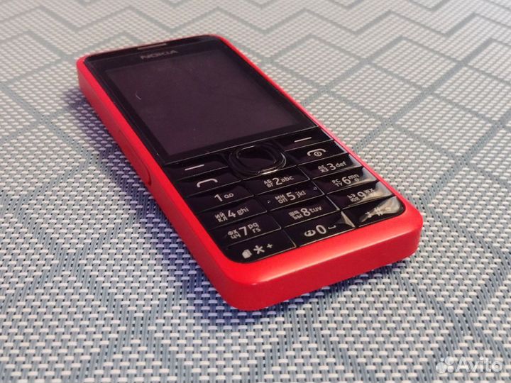 Телефон Nokia 301 (RM- 839 )