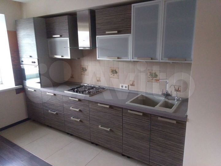 3-к. квартира, 92 м², 7/10 эт.