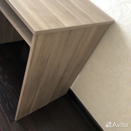 Компьютерный стол IKEA тодален