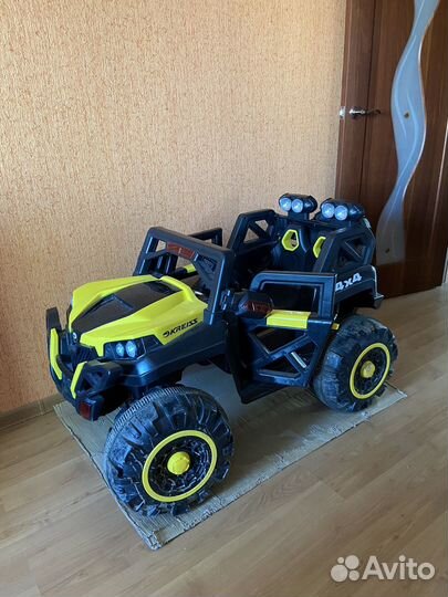 Детский электромобиль