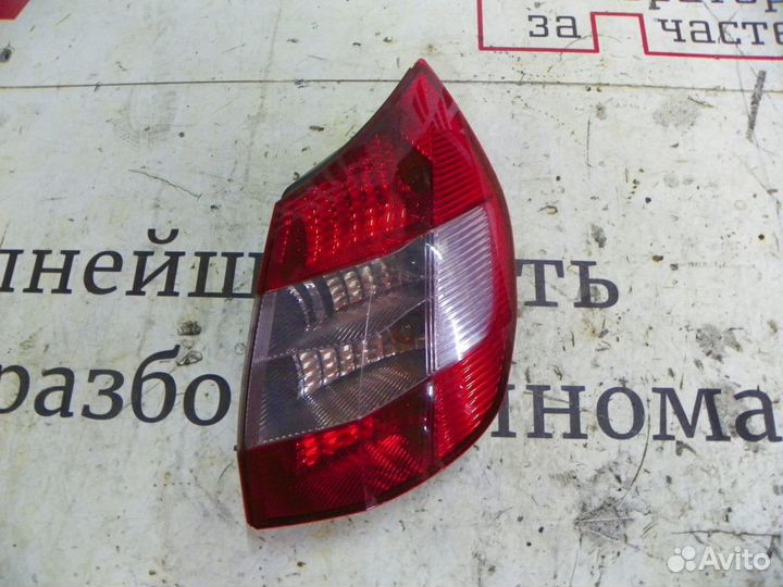 Фонарь задний правый Renault Scenic JM 2003-2006
