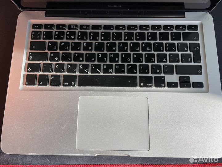 Apple MacBook 13 (конец 2008г.)