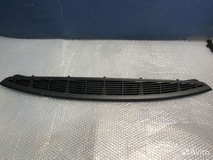 Решетка вентиляционная BMW 520d F10 N47N