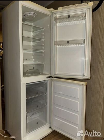 Холодильник samsung