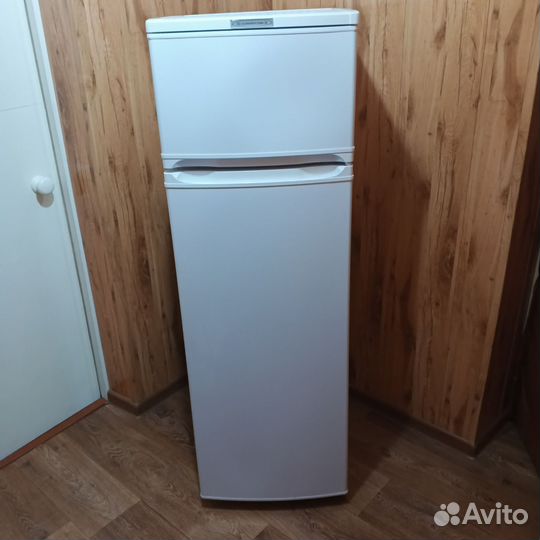 Холодильник Саратов 263