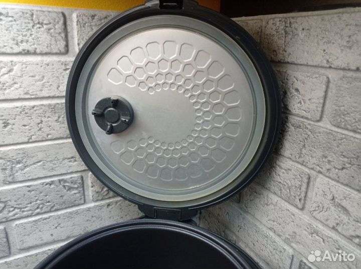 Мультиварка redmond RMC-M252, 860 Вт