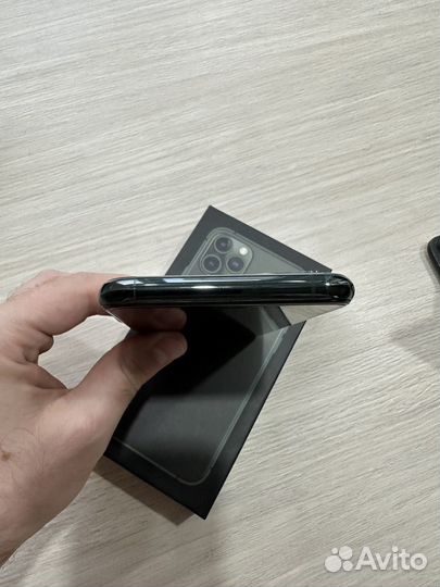 iPhone 11 Pro, 256 ГБ