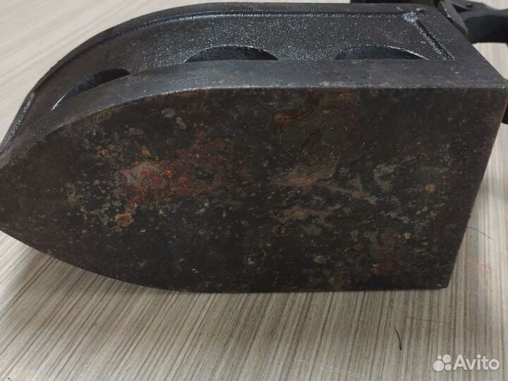 Утюг чугунный старинный