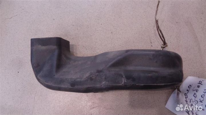 Воздухозаборник (внутри) Toyota Corolla E110 1995