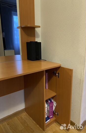 Туалетный столик