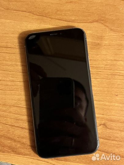 iPhone Xs, 64 ГБ