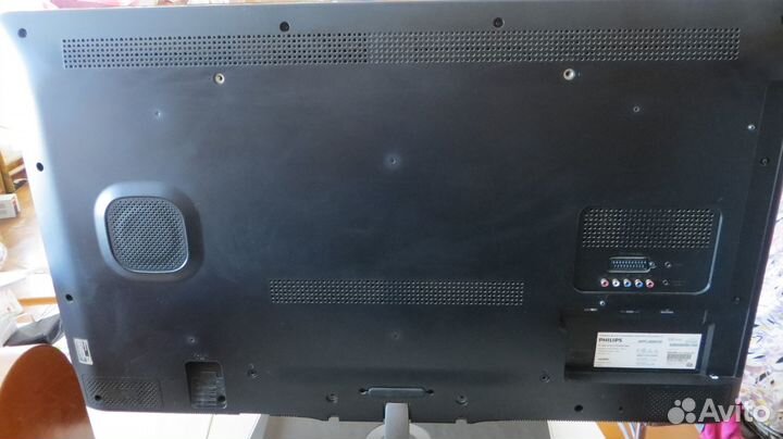 Телевизор Philips 40PFL 6606H/60 на зап. части или