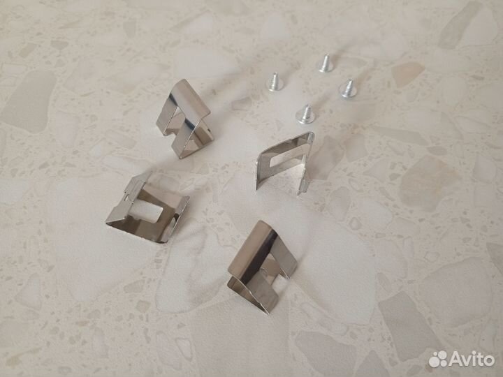 Крепления для варочной поверхности к столешнице