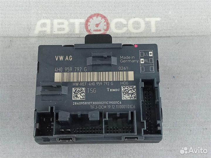 Блок управления передней правой двери Audi A8 (4