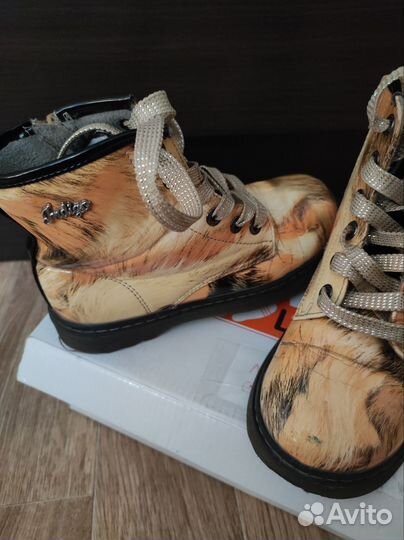 Ботинки весна для девочки 30размер