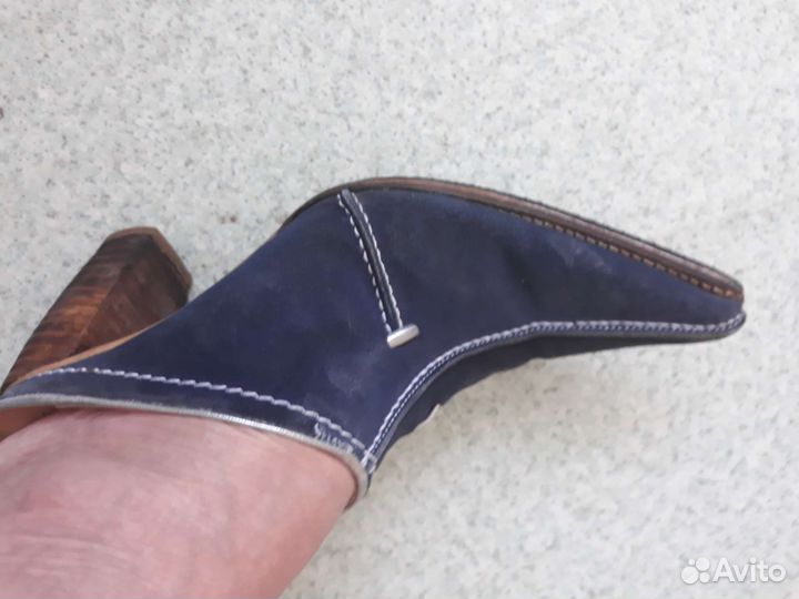 Казаки с открытой пяткой