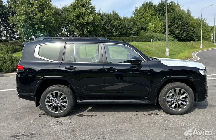 Toyota Land Cruiser 3.3 AT, 2024, 10 км